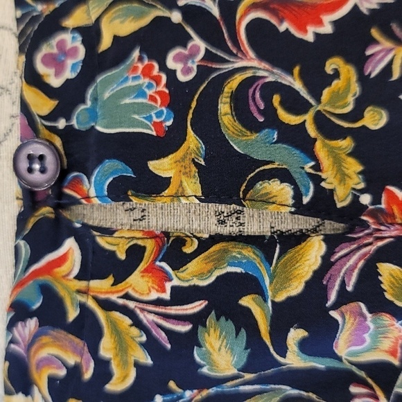 Pacific Silk & Studio 100% Silk Navy And Floral Print Short-Sleeve Crewneck - 1X - Picture 5 of 6